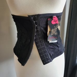 Stretch Lace Adjustable Gridle